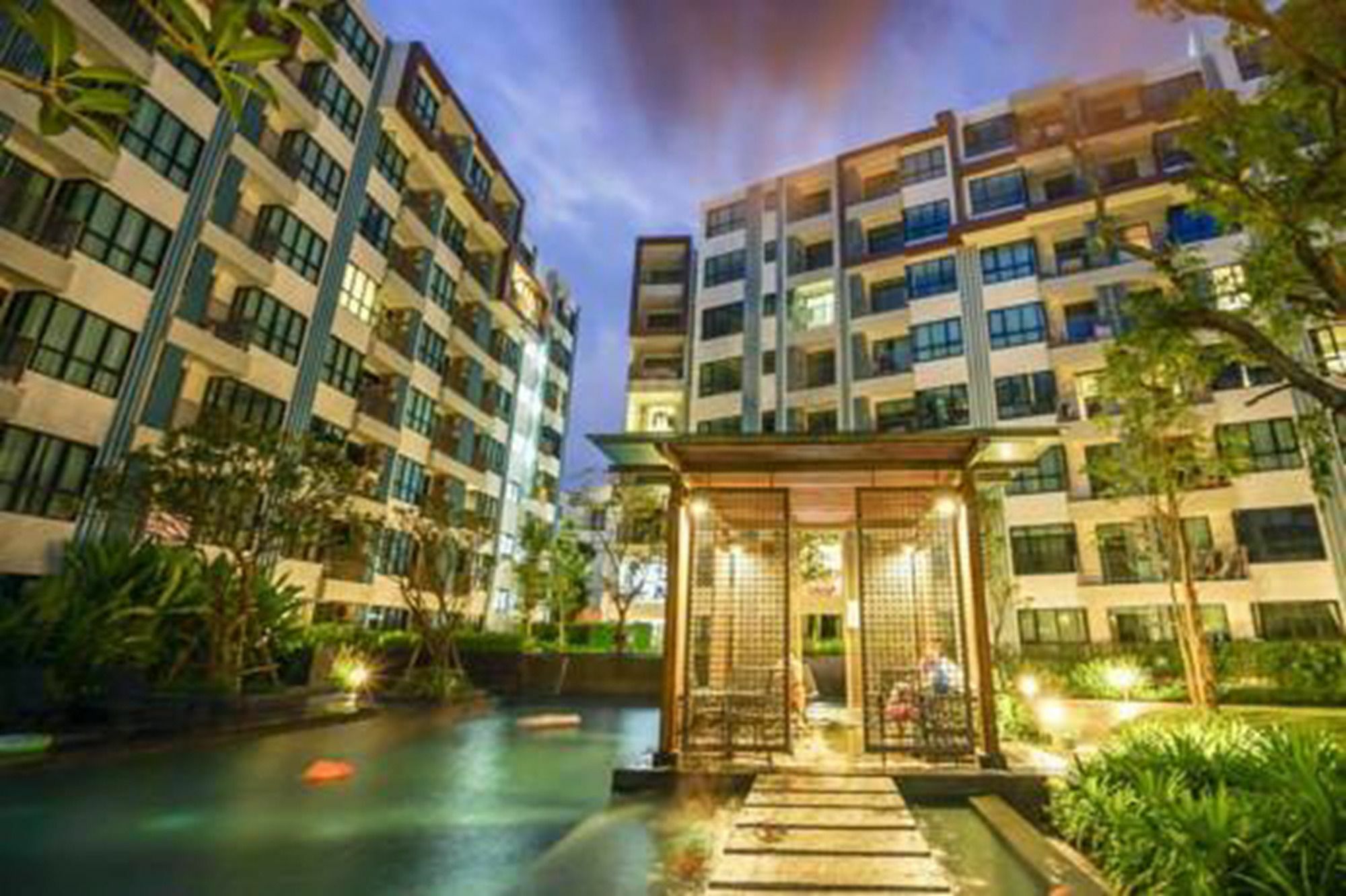 Centrio Nearby Central Phuket Bagian luar foto
